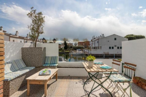 Goldhome - Currican - Casa con amarre, terraza, barbacoa, wifi